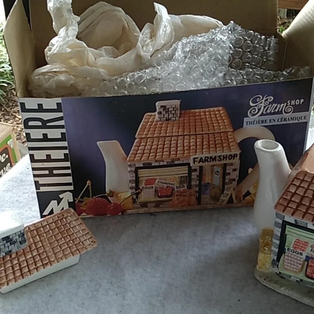 New Farm shop tea pot farmhouse country
